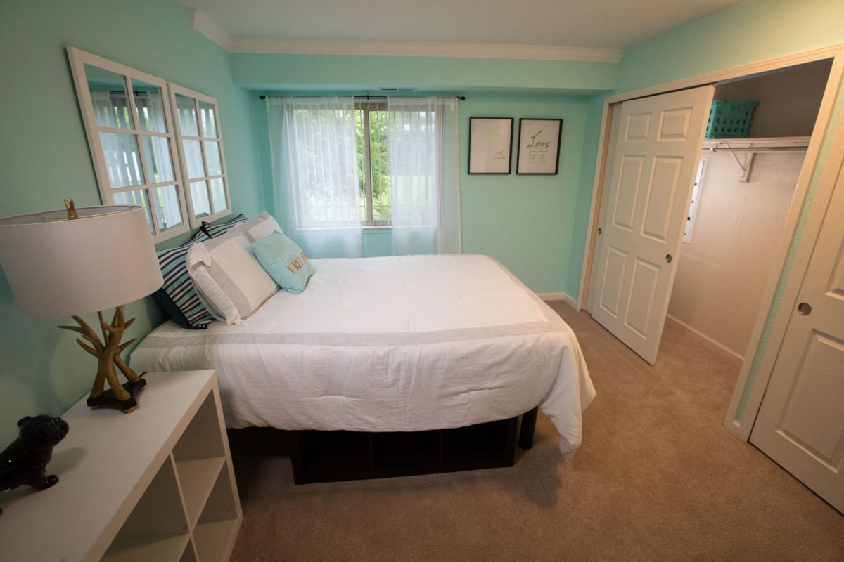 Photos and Video of Glenwood Apartments in East Lansing, MI